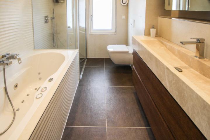 Badezimmer kleines Haus
