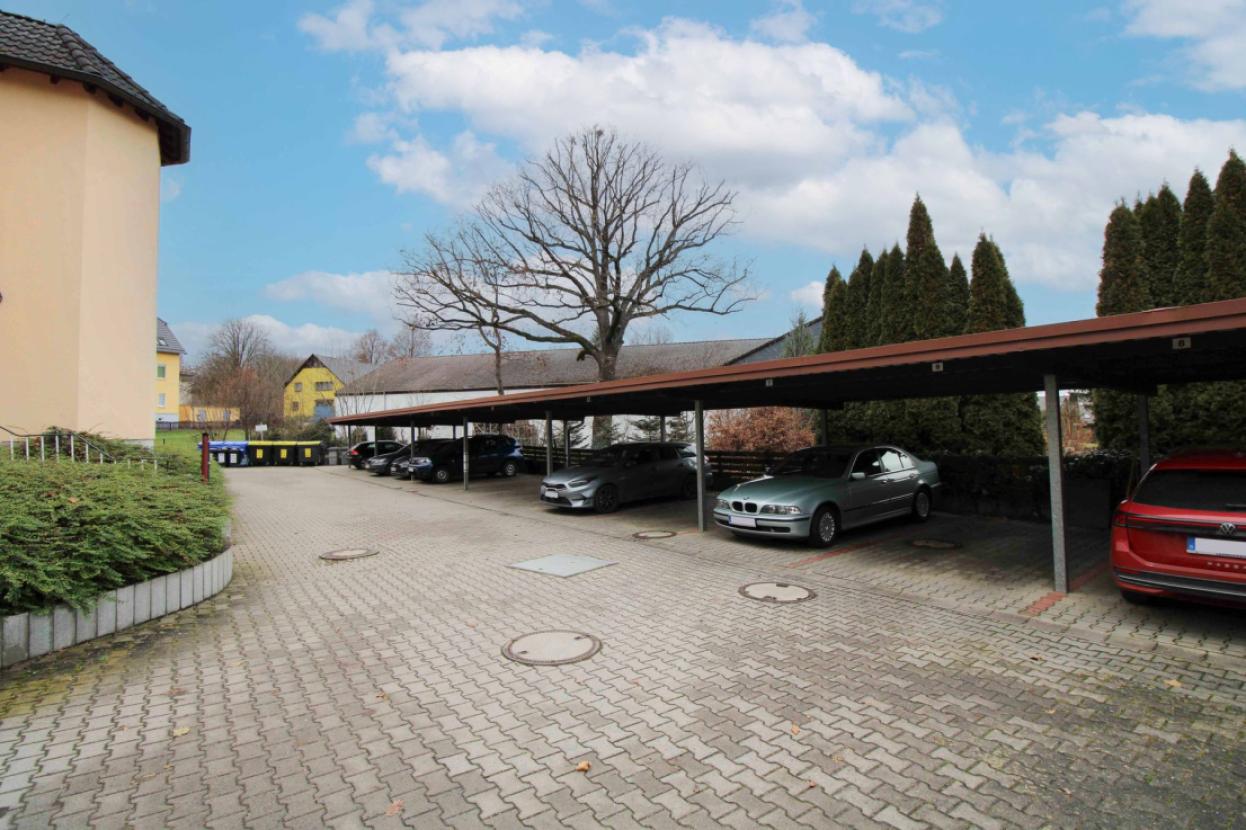 Carportstellplatz