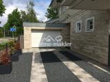Garage I  /Auffahrt 