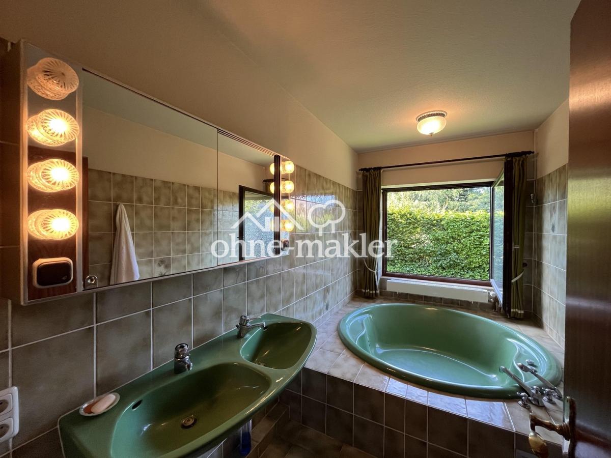 Badezimmer EG