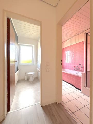 Badezimmer und WC