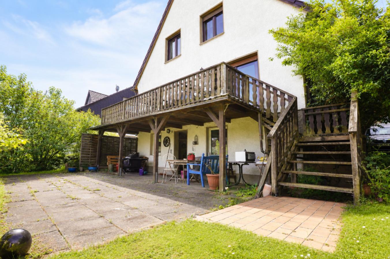 Balkon und Terrasse
