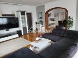 Wohnzimmer mit durchgangsbogen