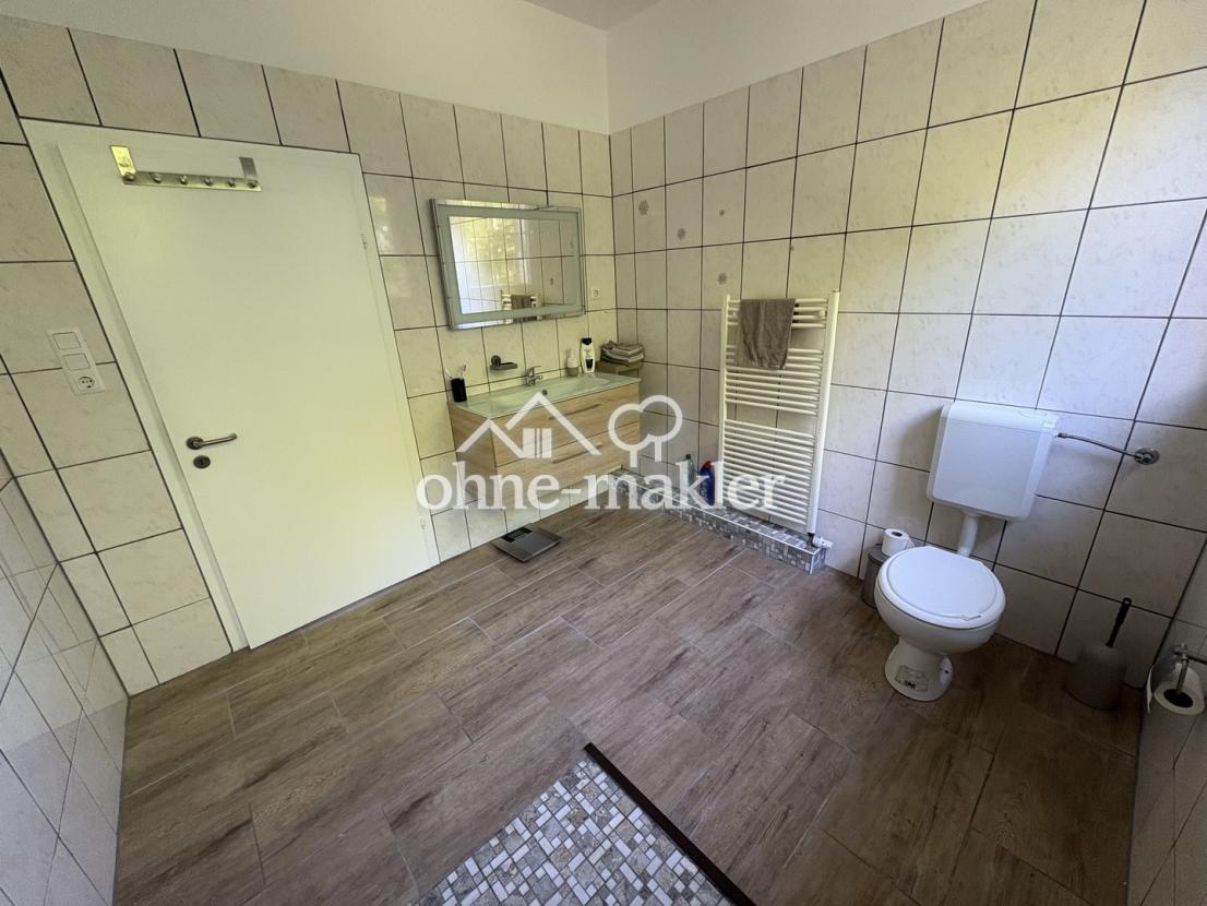 Bad/Dusche 1 im EG