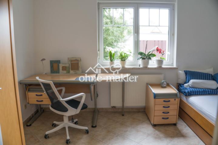 Kinderzimmer 2, Schreibtisch