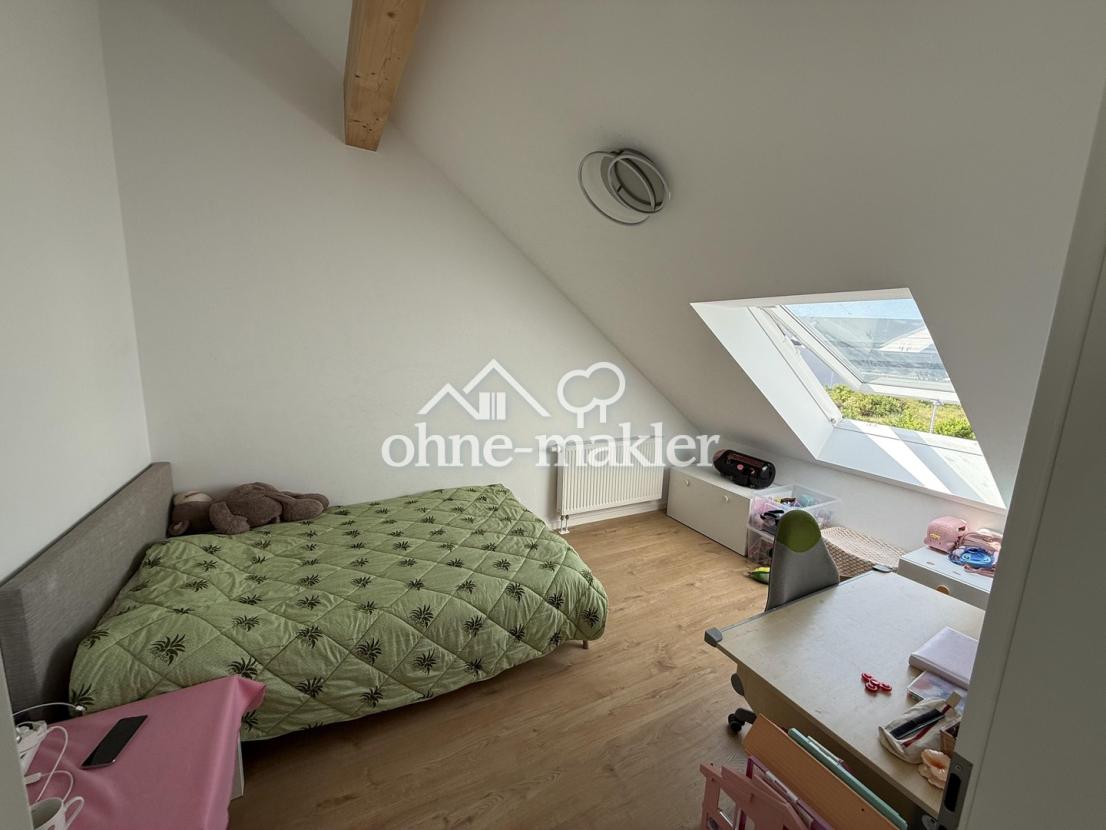 DG Schlafzimmer 1
