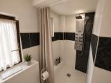 OG_Badezimmer-Dusche_KI
