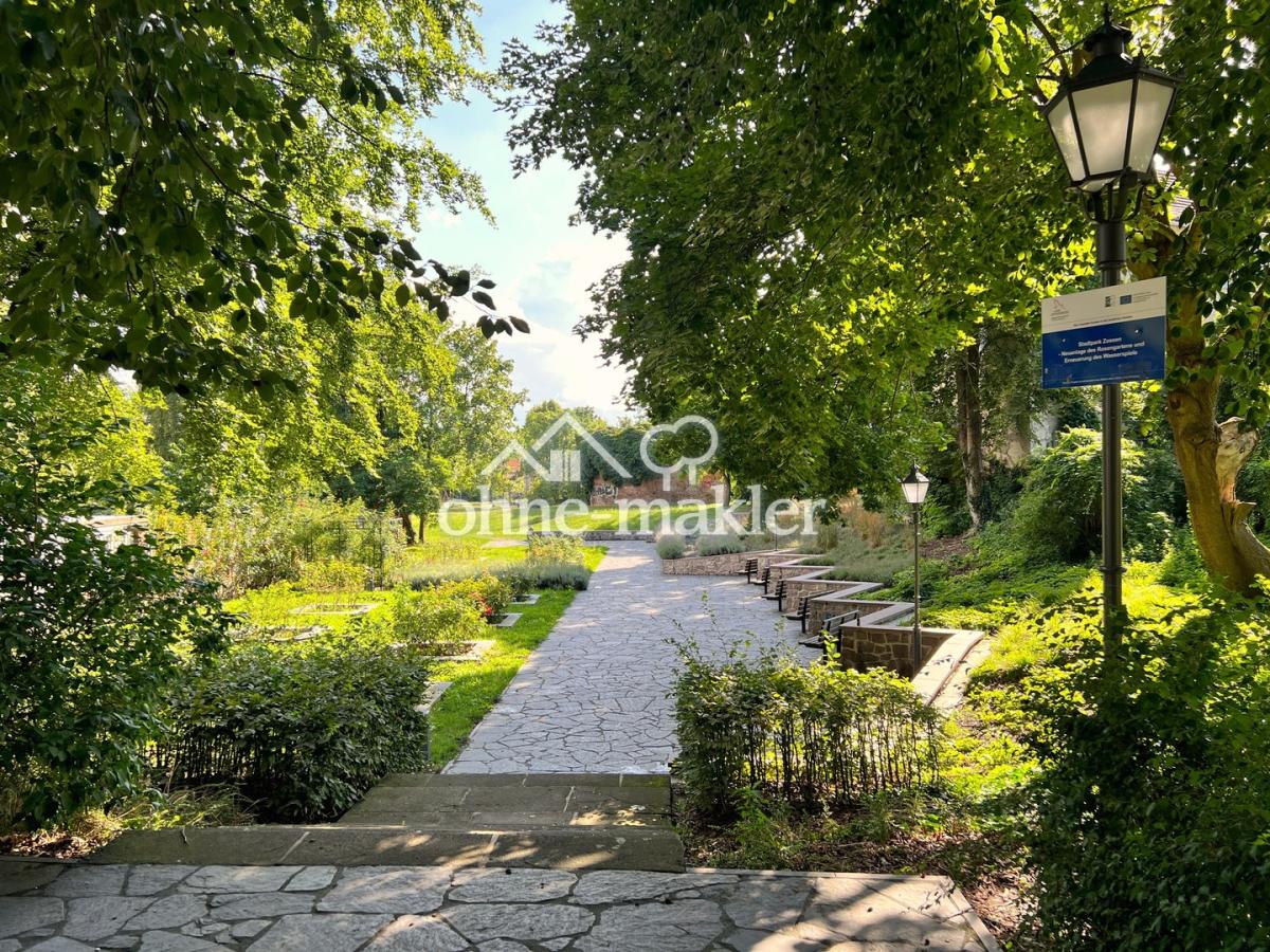 Stadtpark hinter Wohnquartier