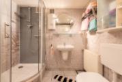 Ansicht weiteres Badezimmer 