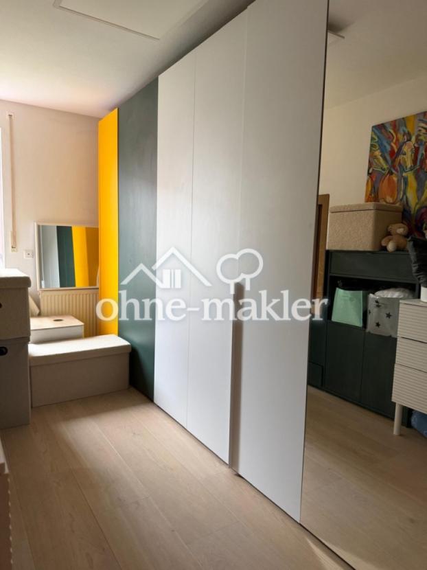 Kinderzimmer/Kleiderzimmer