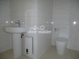 Bad/ WC und Waschtisch