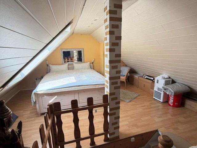 Schlafzimmer DG