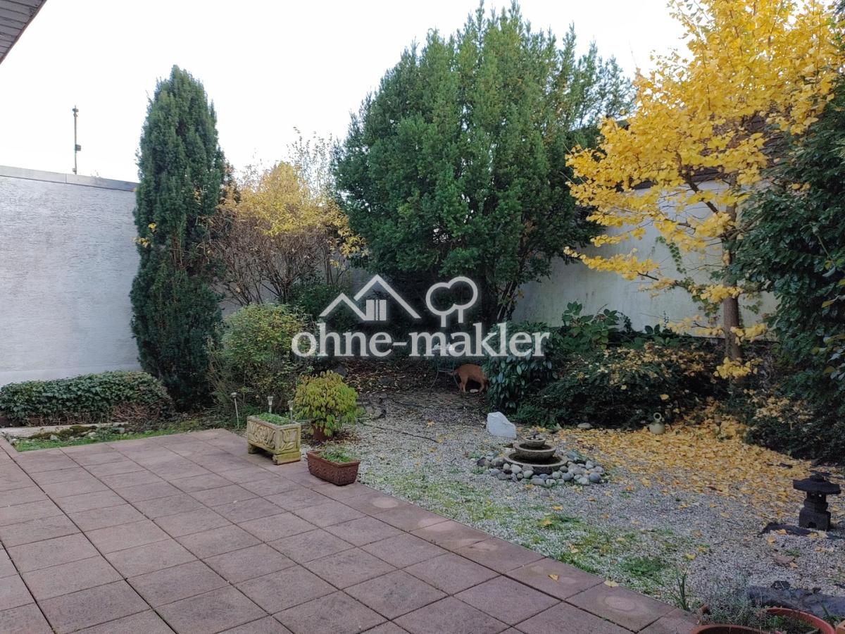 Garten im Herbst