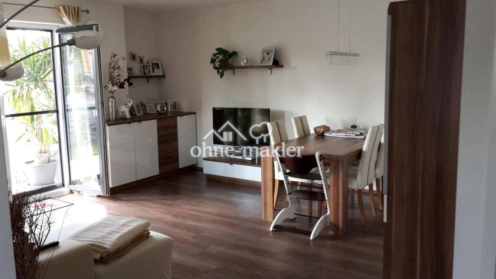 Wohnzimmer möbiliert