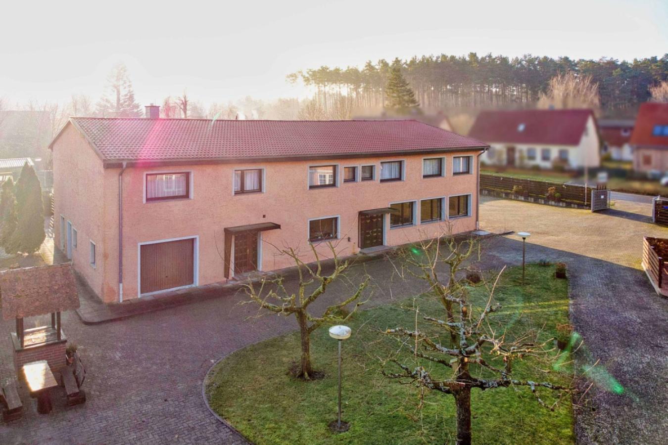 Außenansicht III
