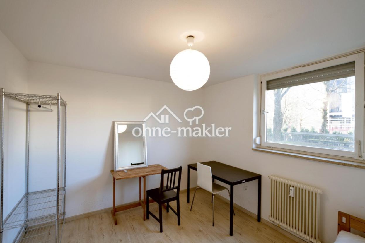 Arbeitszimmer