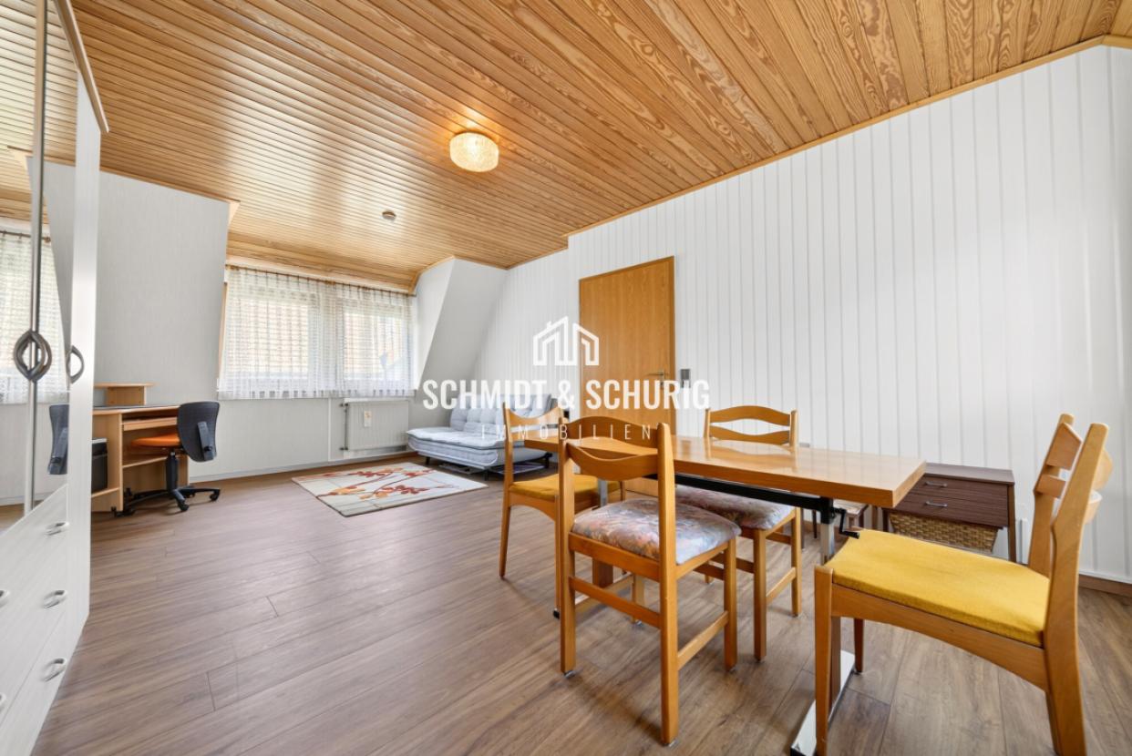 Kinderzimmer / Obergeschoss (rechts)