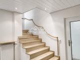 Naturstein-Treppe