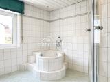 Elternbad mit Badewanne