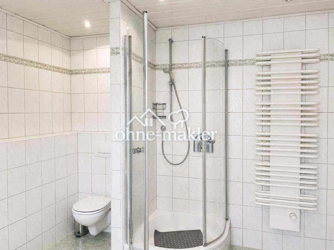 Elternbad mit Dusche