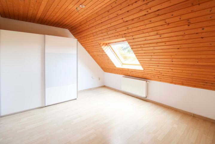 Schlafzimmer DG