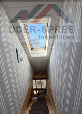 Treppe ins Dachgeschoss