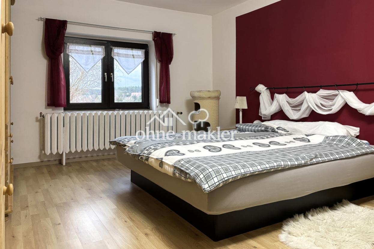 OG hinten Zimmer 1