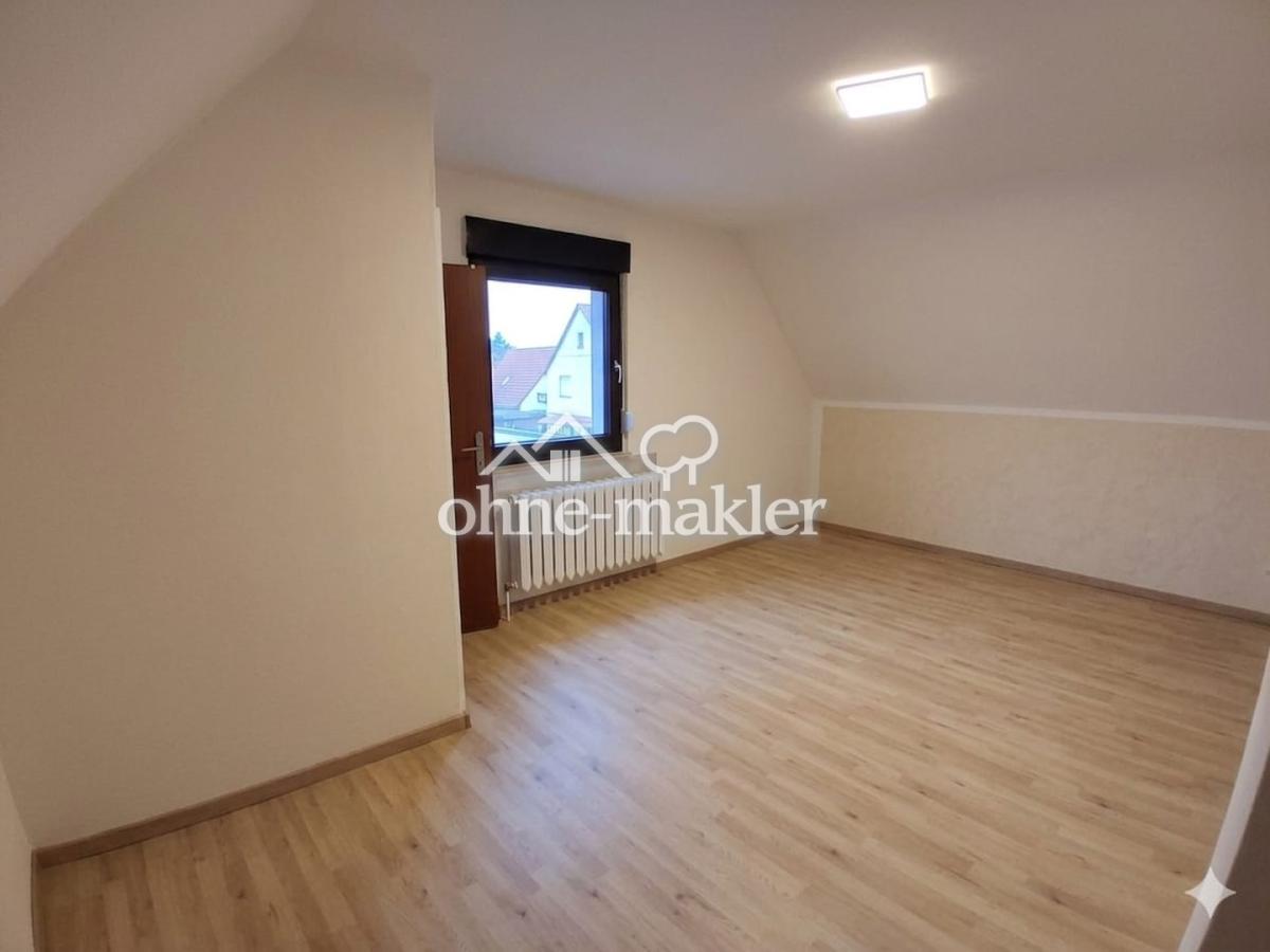 OG vorn Zimmer 2