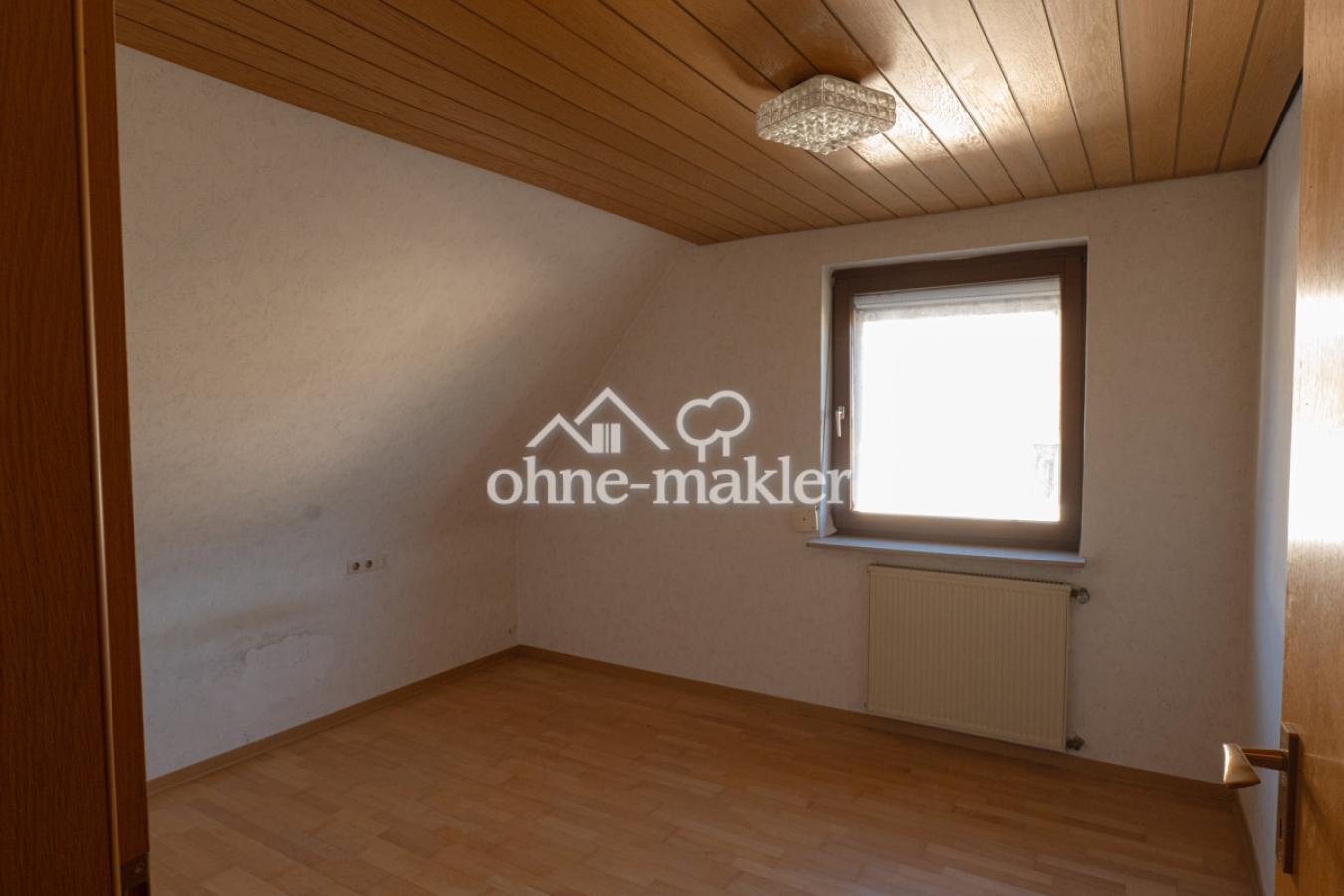 Zimmer 1 OG