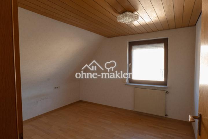 Zimmer 1 OG