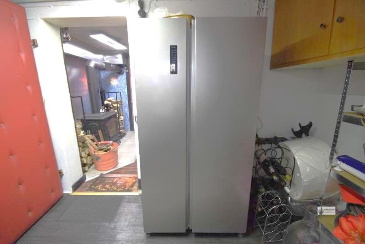 31 Großer amerikanischer Kühlschrank
