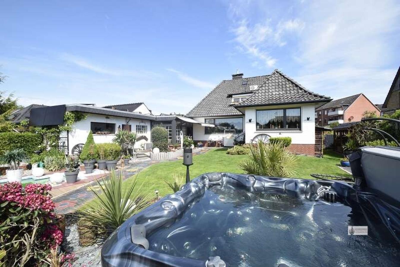 58 Blick zum Haus