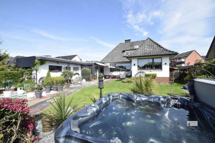 58 Blick zum Haus