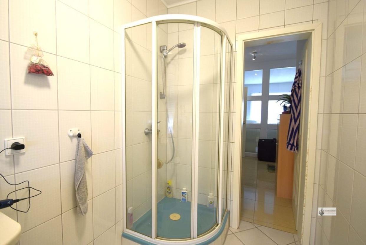 k-Dusche im EG Bad