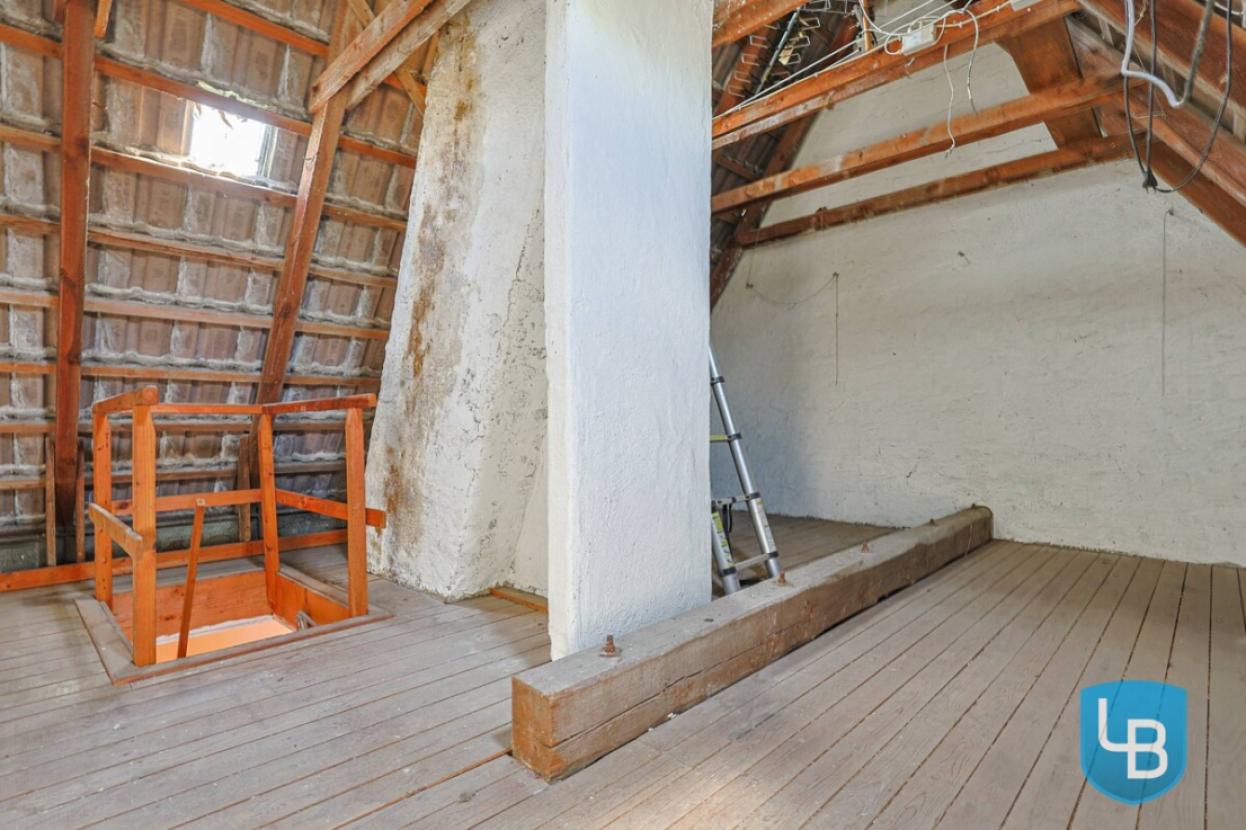 Spitzboden für Stauraum