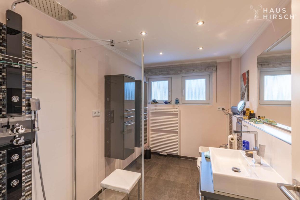 Badezimmer EG 1