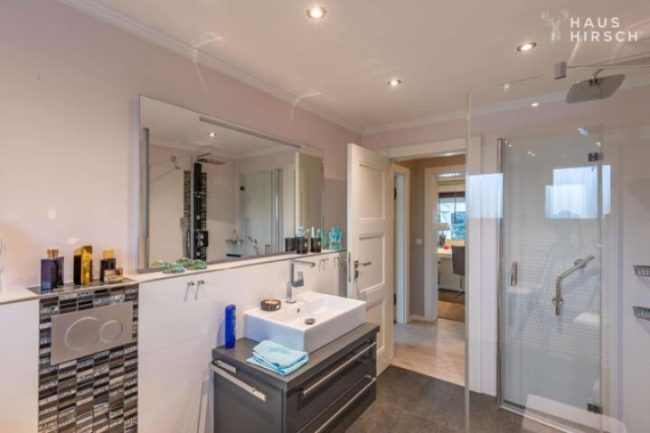 Badezimmer EG 2