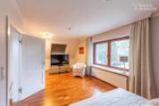 Elternschlafzimmer 1