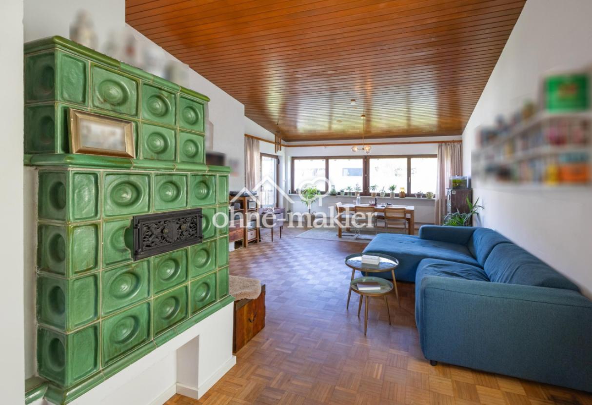 Blick aus der Küche ins Wohnzi