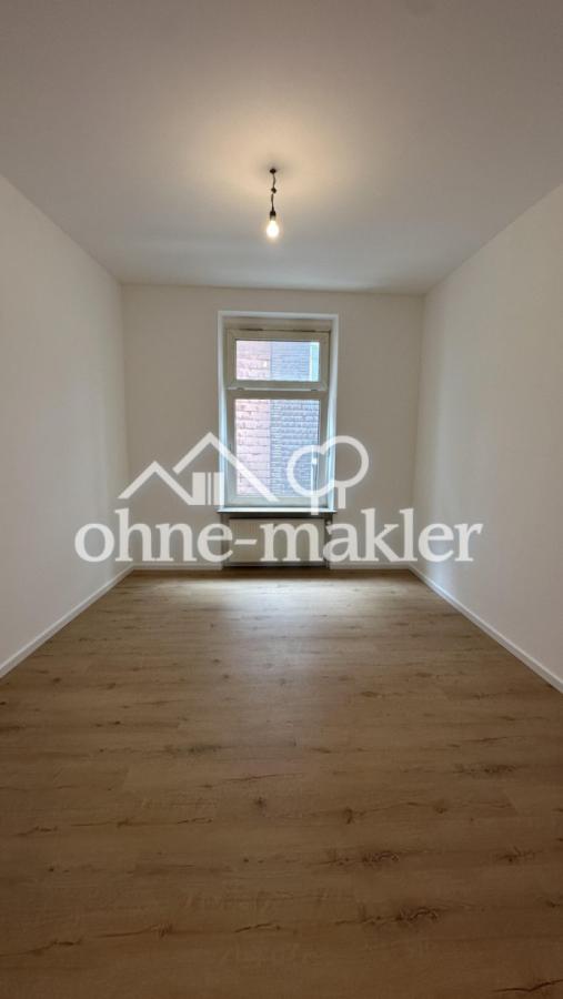 Zimmer 3 (Kind/Büro)