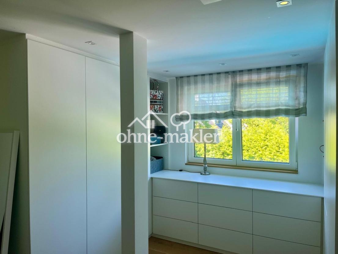Ankleide Elternschlafzimmer 