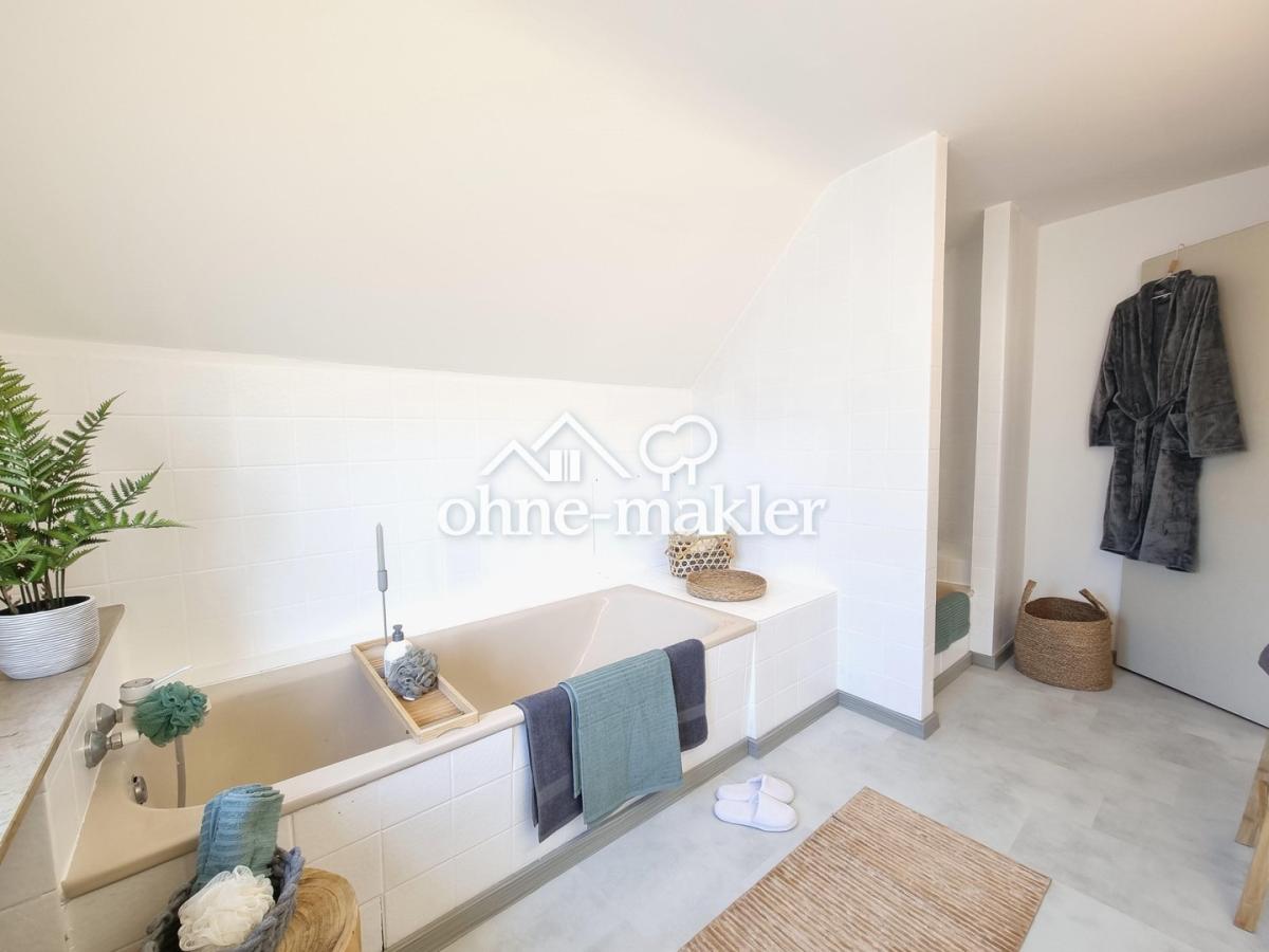Badezimmer im DG