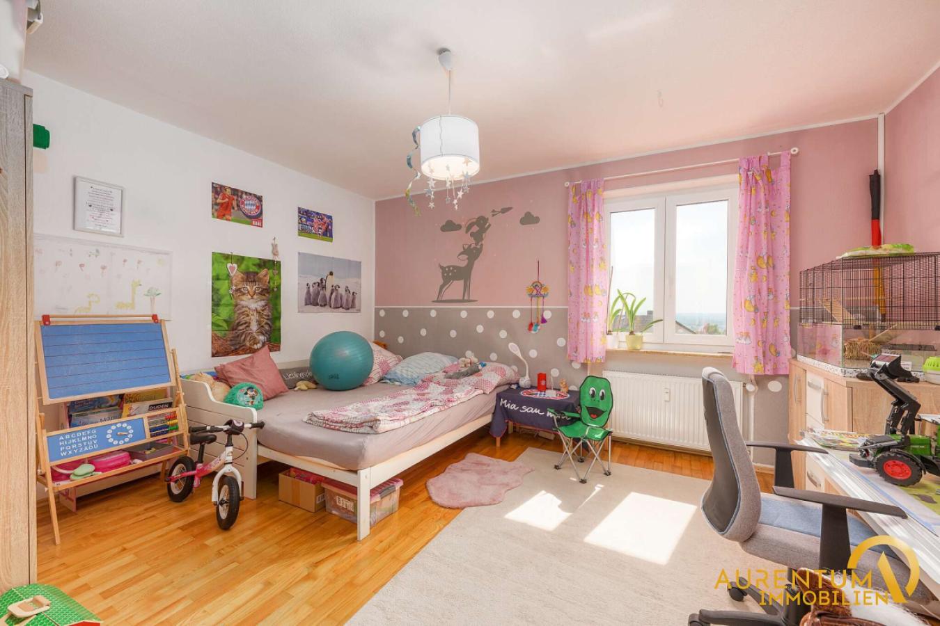 Kinderzimmer OG