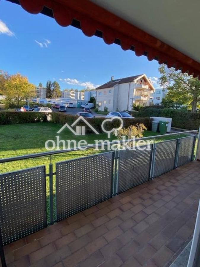 Balkon - Blick auf die Straße
