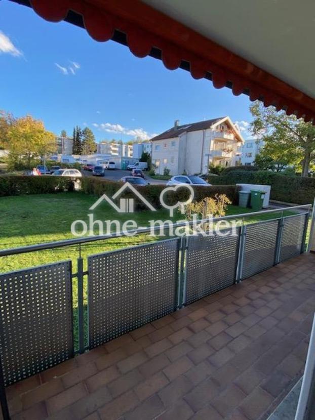 Balkon - Blick auf die Straße