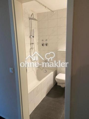 Badezimmer-links