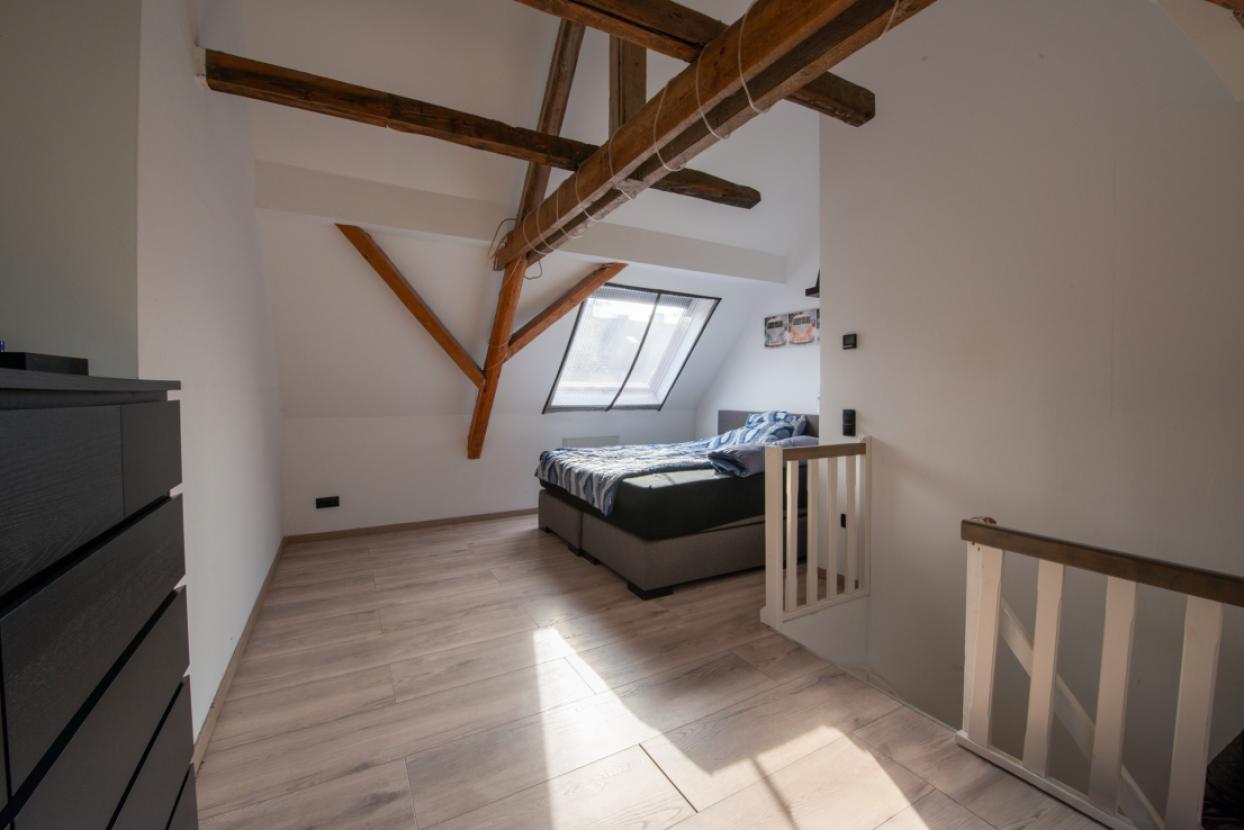 Schlafzimmer (DG)