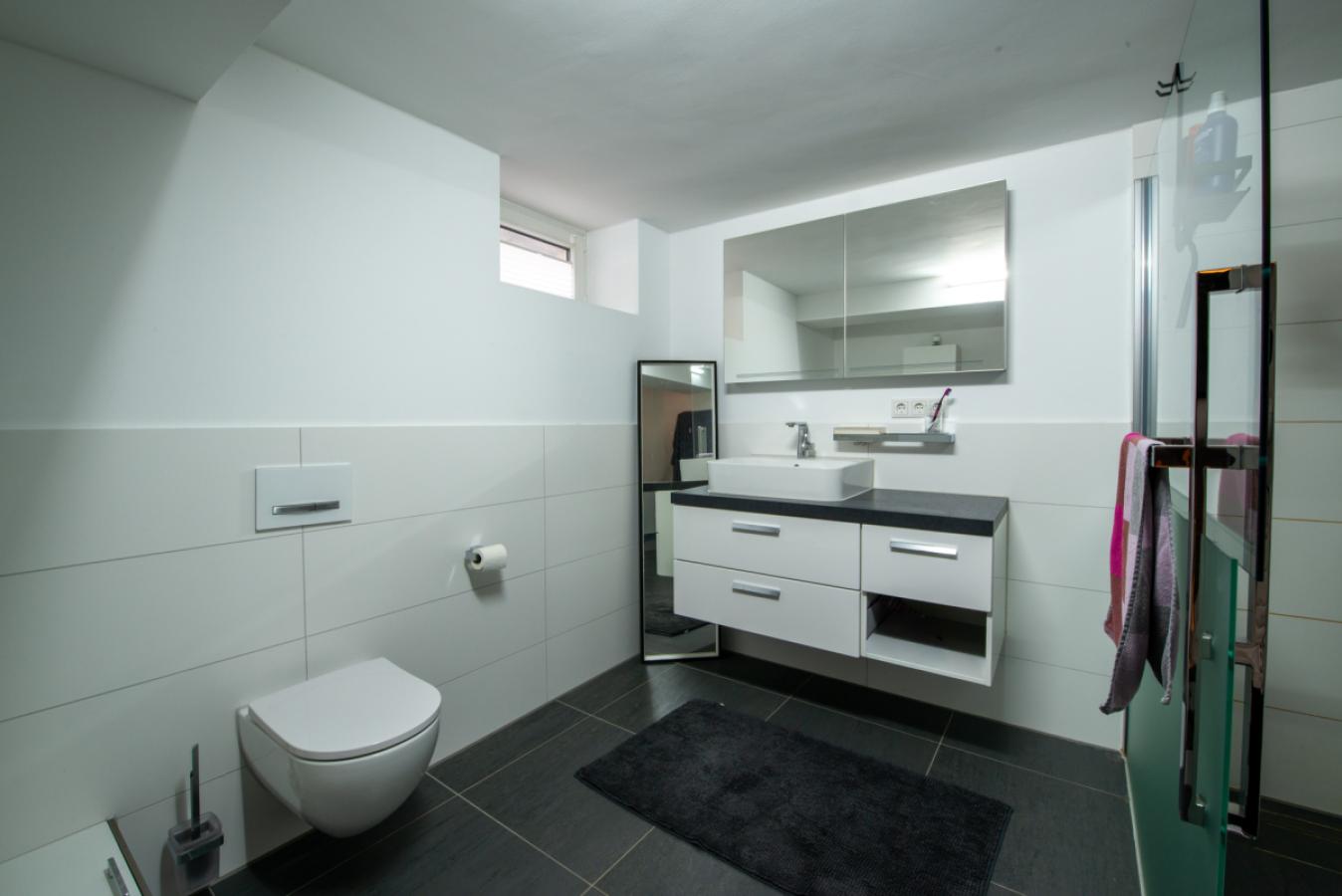 Badezimmer (KG)