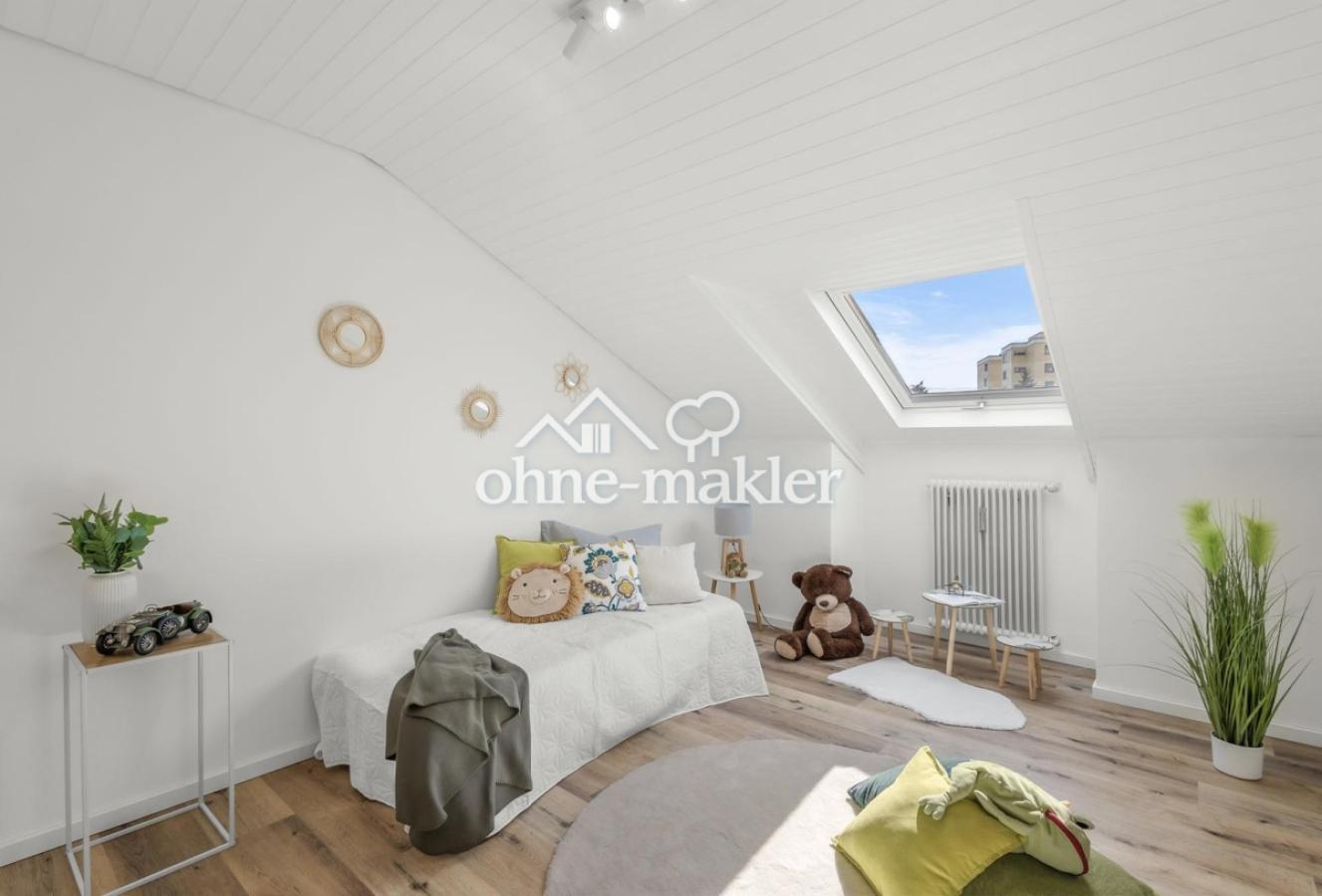 Kinderzimmer / Büro