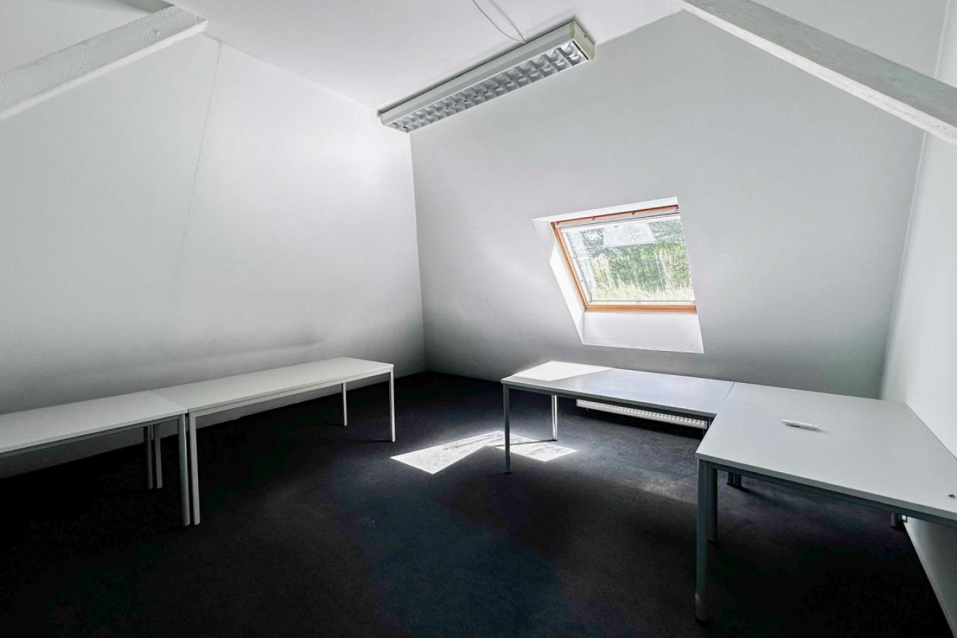 14. Büro